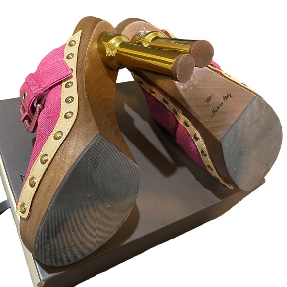 Louis Vuitton Ombre clog heels - Picture 11 of 11